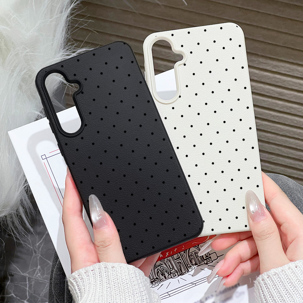 Cover in Silicone con Pois Sti - Phone Cases Samsung S25 Fe recensione e prezzo