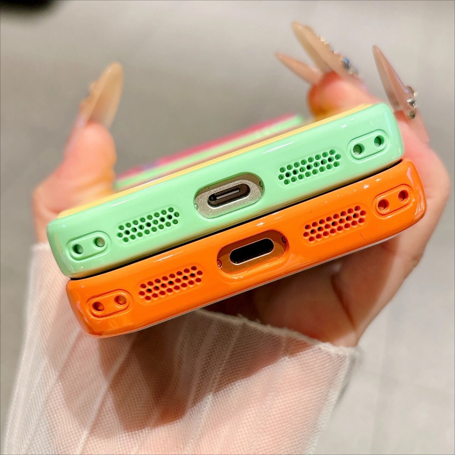 Custodia per iPhone 17 Pro Max - Phone Cases Vogue recensione e prezzo